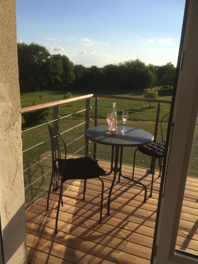 Les Petits Chenes Bed & Breakfast La Pellerine  Dış mekan fotoğraf