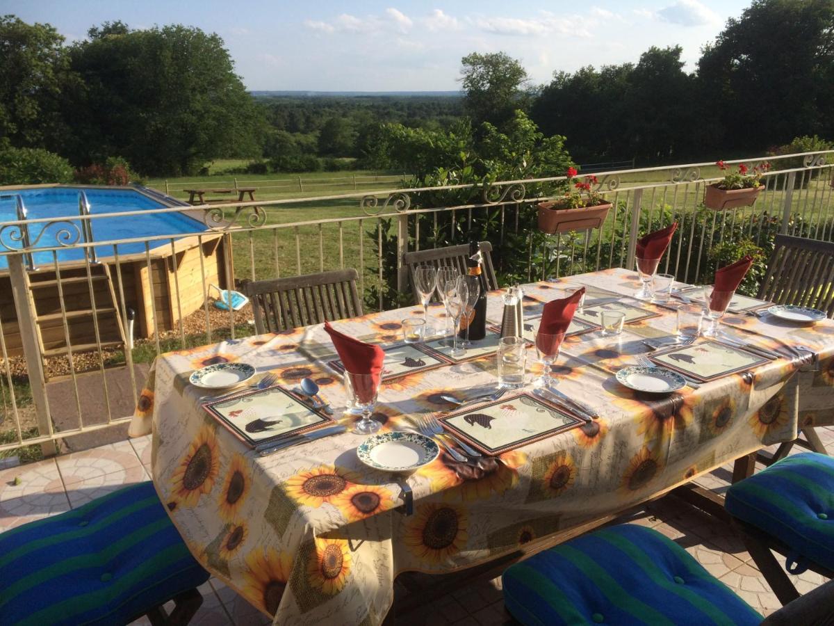 Les Petits Chenes Bed & Breakfast La Pellerine  Dış mekan fotoğraf