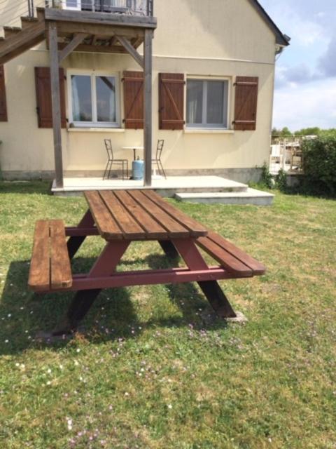 Les Petits Chenes Bed & Breakfast La Pellerine  Dış mekan fotoğraf